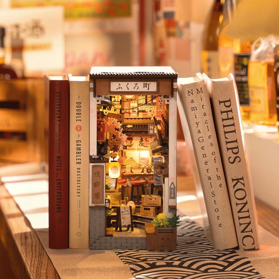 BOOK NOOK & WONDERLAND SAKURA WINE ALLEY | 6946785123227 | ROBOTIME